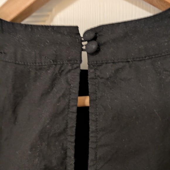 Evereve Black Open Shoulder Blouse - Picture 5 of 5